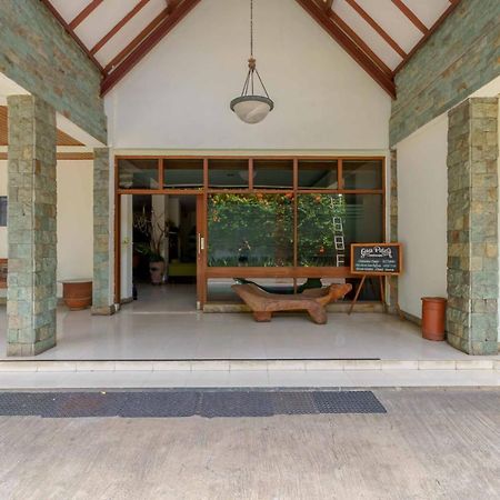 Reddoorz Plus Near Kemang Raya Jakarta Eksteriør bilde