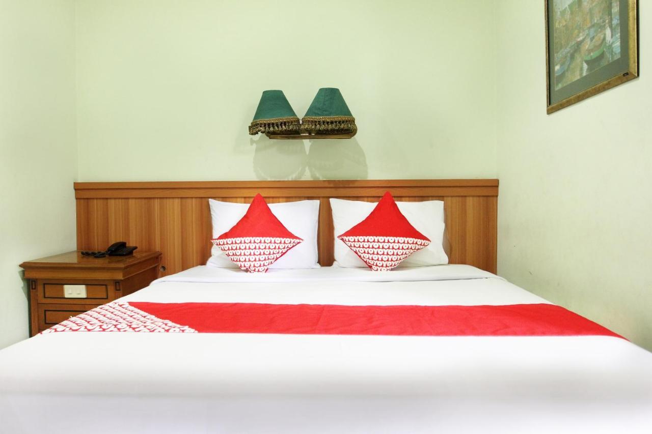 Reddoorz Plus Near Kemang Raya Jakarta Eksteriør bilde